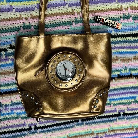 y2k Far Nine Bronze Clock Purse - Picture 2 of 12
